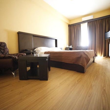 Avenue Hotel Tbilisi Rom bilde