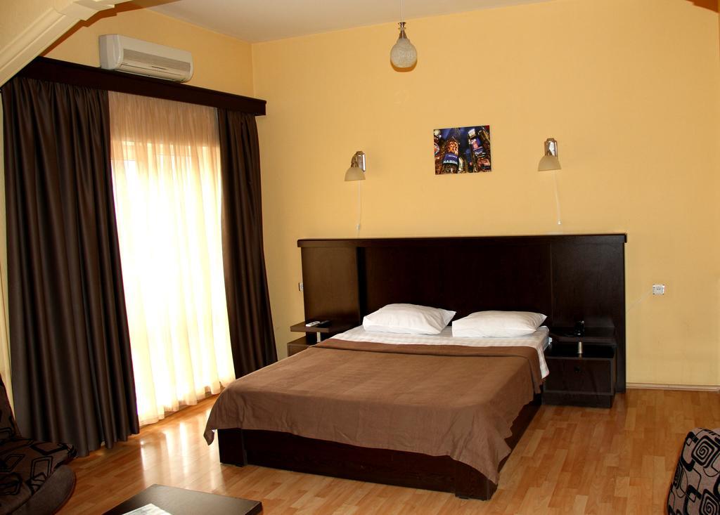 Avenue Hotel Tbilisi Rom bilde