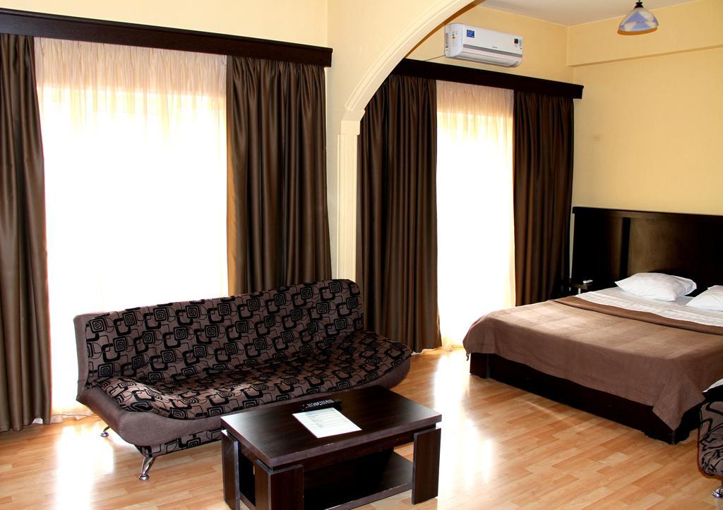 Avenue Hotel Tbilisi Eksteriør bilde