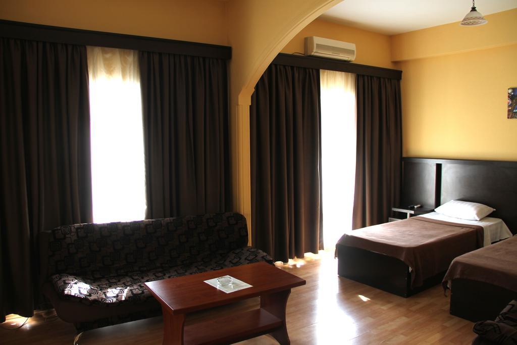 Avenue Hotel Tbilisi Rom bilde