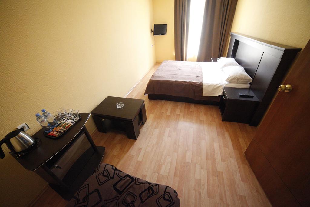 Avenue Hotel Tbilisi Rom bilde