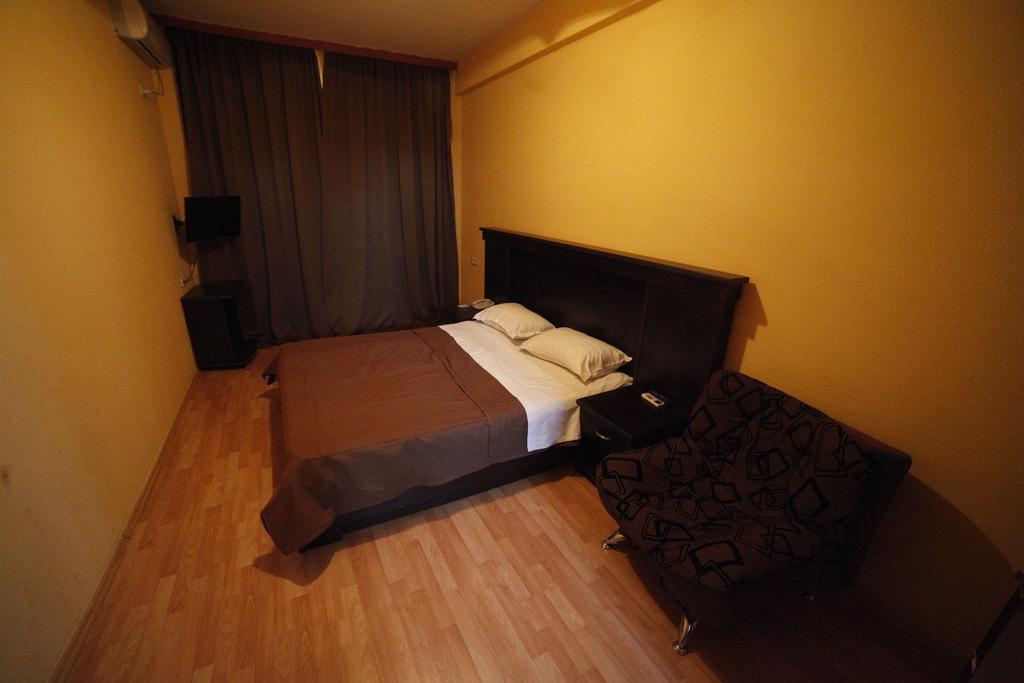 Avenue Hotel Tbilisi Rom bilde